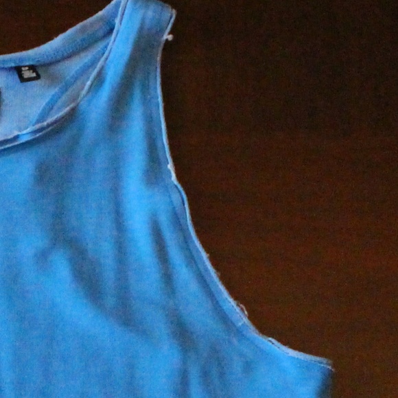 Saks Fifth Avenue BLUE Tank Top S Cut Off Look EUC - Picture 8 of 8